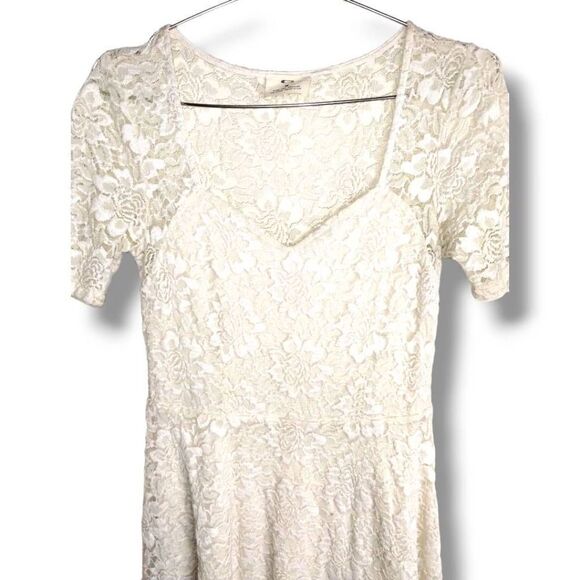 Pins & Needles Womens Dress Sz Medium Off White Stretchy Lace VNeck Formal - Picture 2 of 15